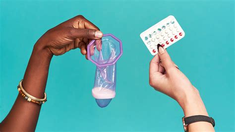 Blowjob ohne Kondom gegen Aufpreis Hure Ath